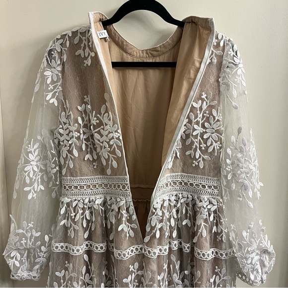 Ivy City Co Sicily Dress Long Sleeve Lace Midi Size Large - Picture 11 of 15